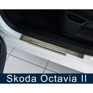 Накладки на пороги Skoda Ocatvia A5 (2004-2012) бренд – Avisa главное фото